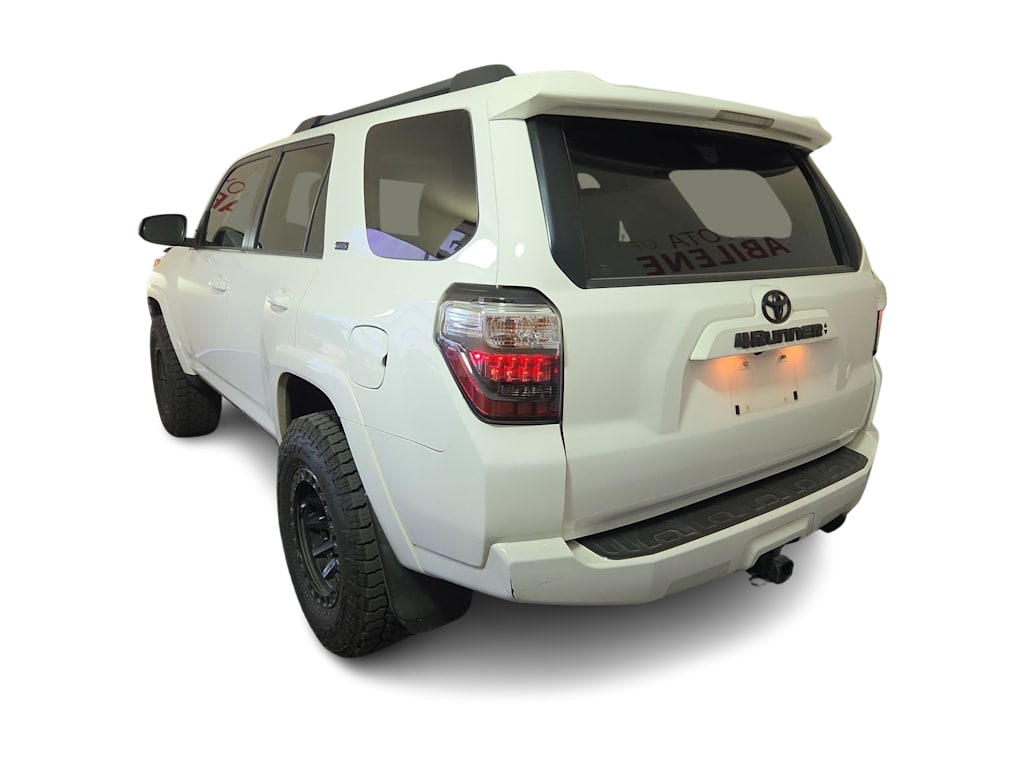 Thumbnail: 2021 Toyota 4Runner - 4