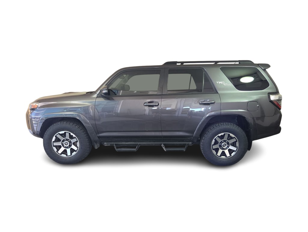 Thumbnail: 2021 Toyota 4Runner - 3