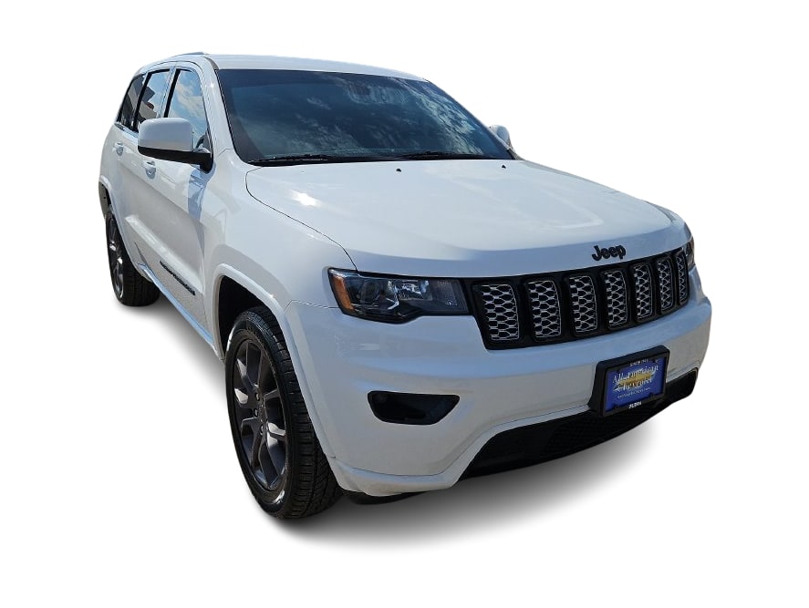 Thumbnail: 2021 Jeep Grand Cherokee - 17