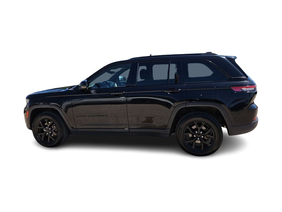 Thumbnail: 2024 Jeep Grand Cherokee - 3