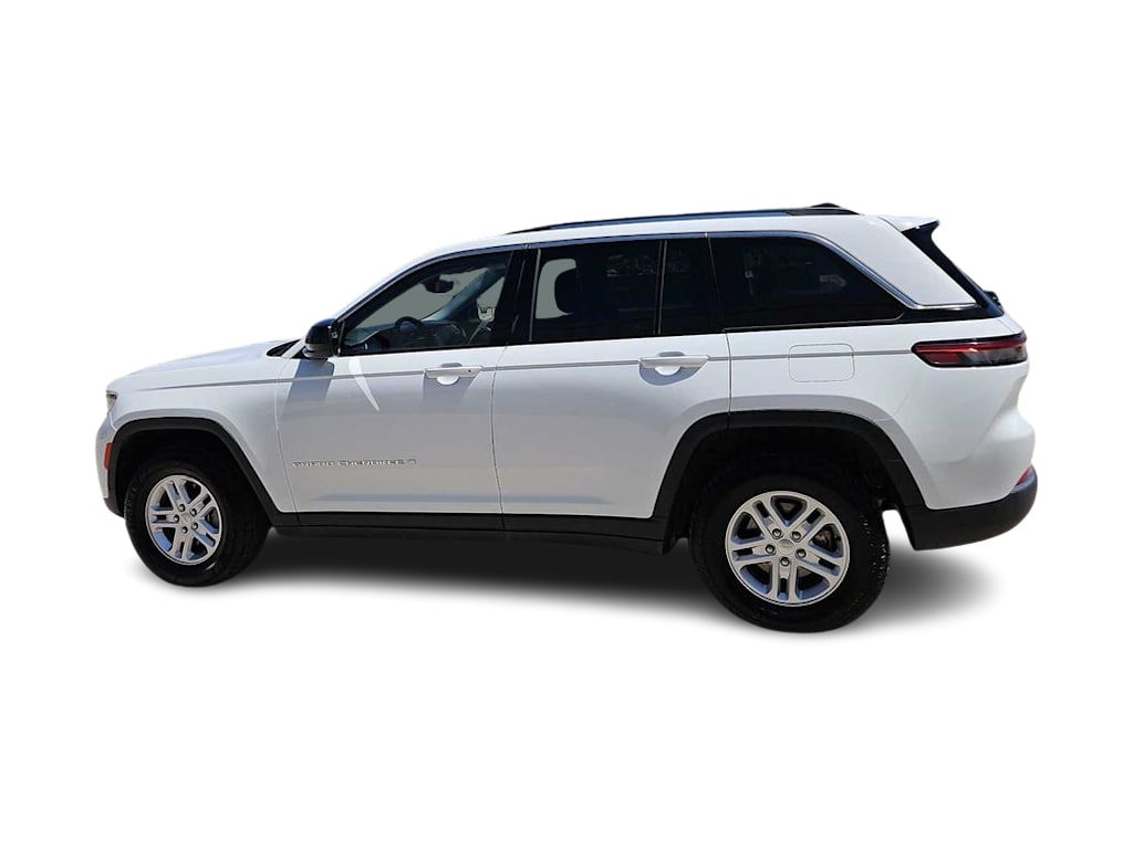 Thumbnail: 2024 Jeep Grand Cherokee - 3