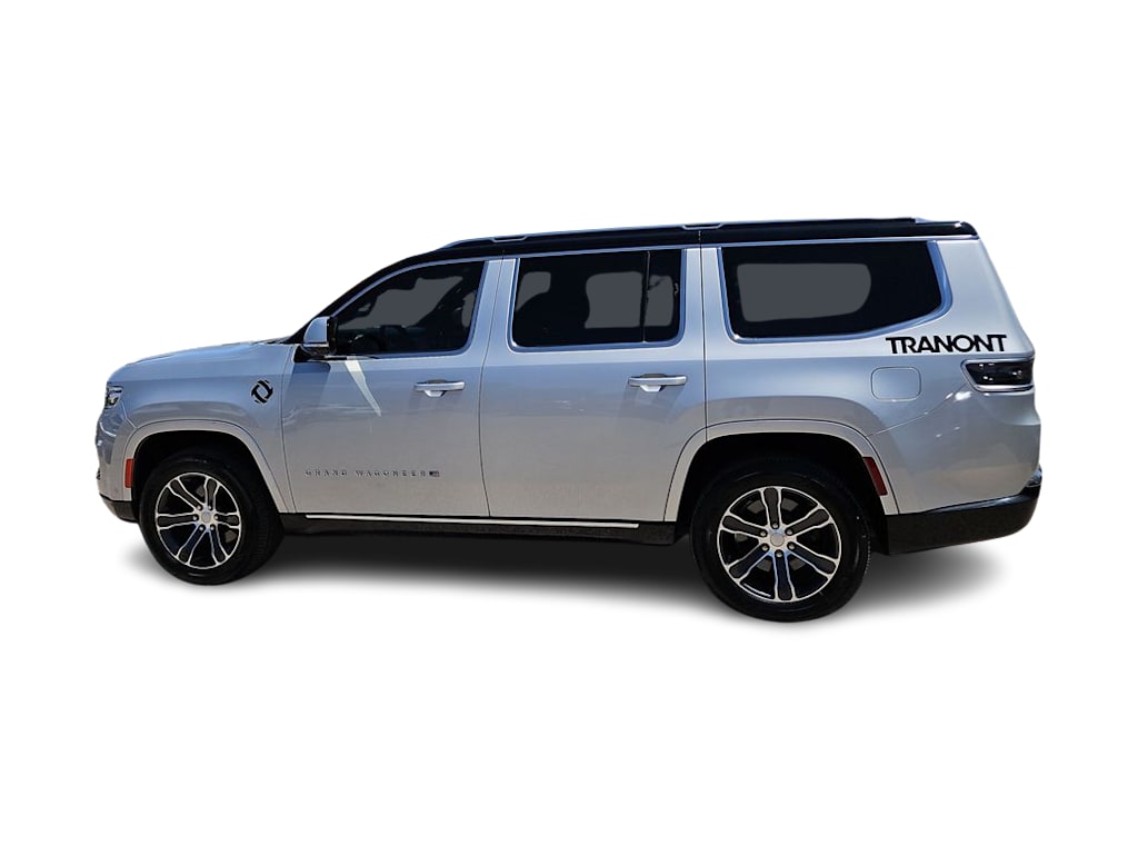 Thumbnail: 2022 Jeep Grand Wagoneer - 3