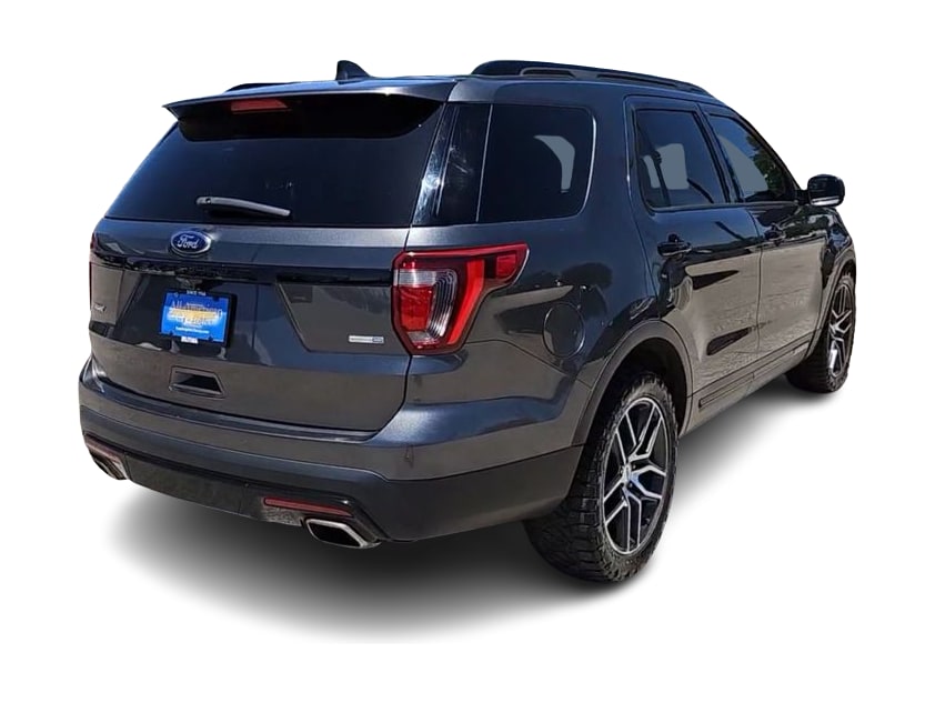 Thumbnail: 2016 Ford Explorer - 18