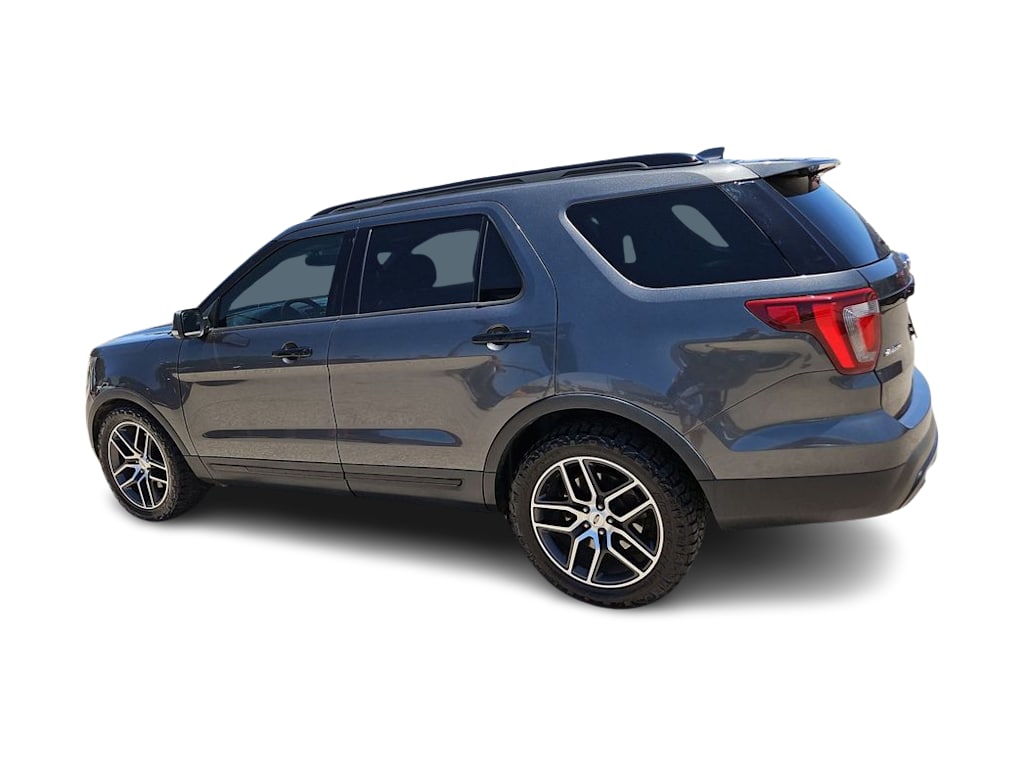 Thumbnail: 2016 Ford Explorer - 21