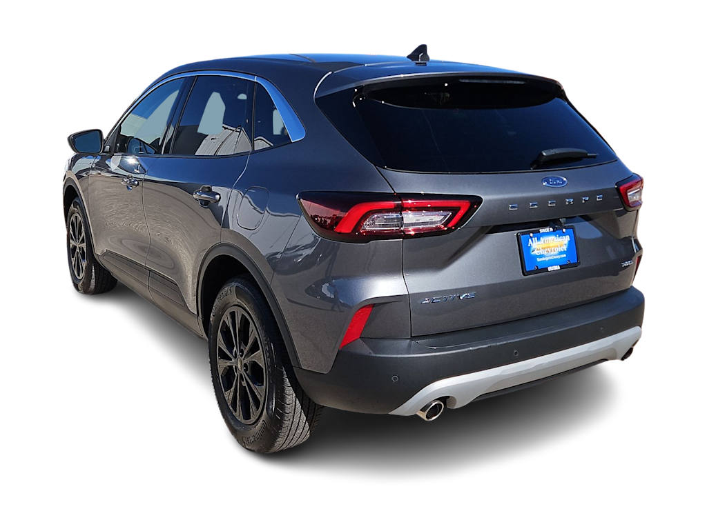 Thumbnail: 2023 Ford Escape - 4