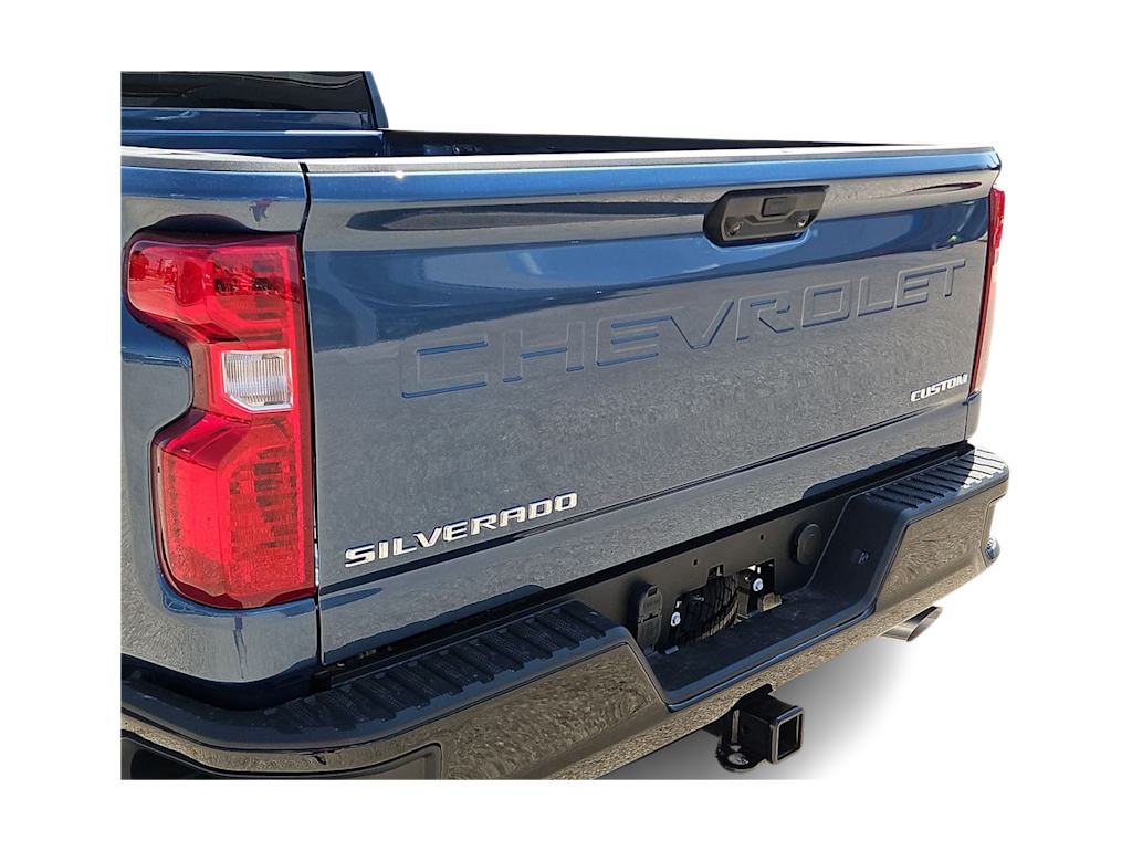 Thumbnail: 2026 Chevrolet Silverado 2500 - 24