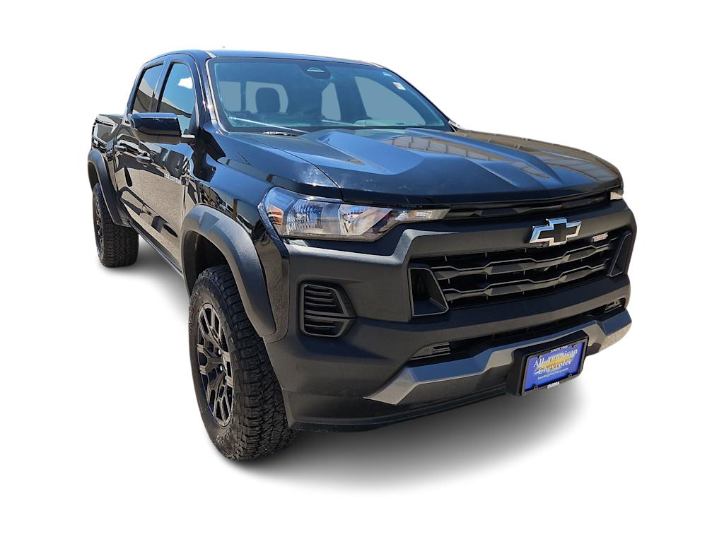 Thumbnail: 2024 Chevrolet Colorado - 17