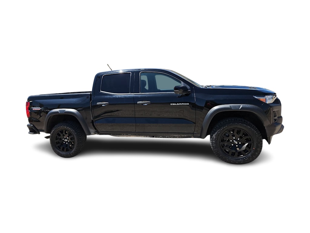 Thumbnail: 2024 Chevrolet Colorado - 20