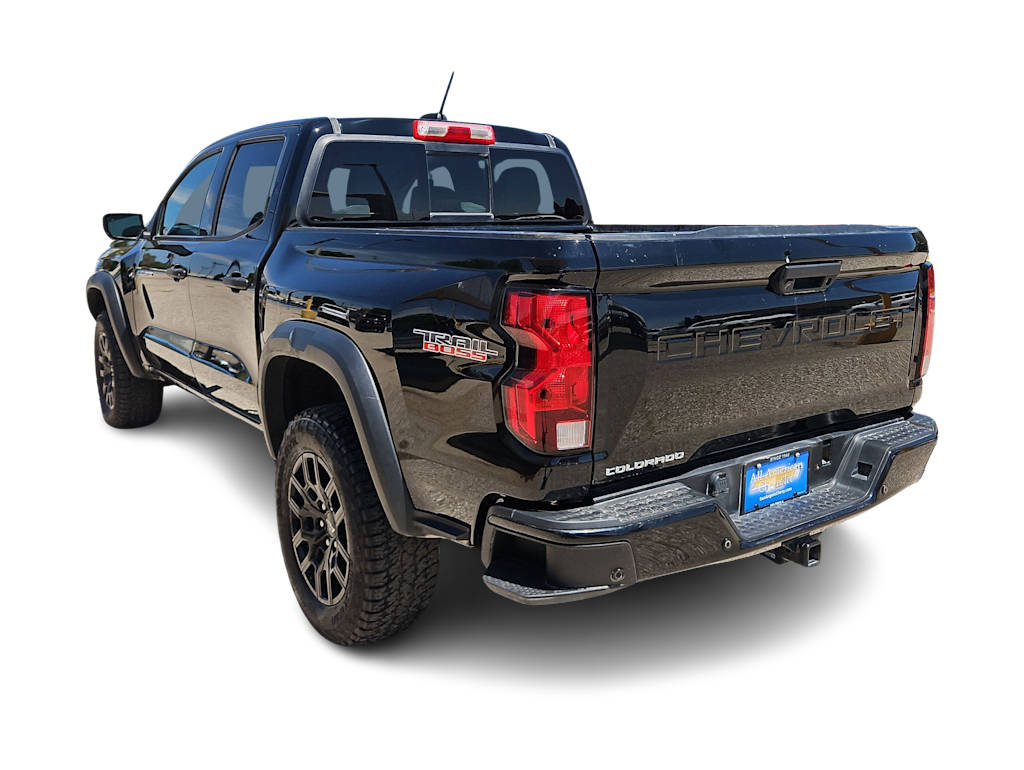 Thumbnail: 2024 Chevrolet Colorado - 4