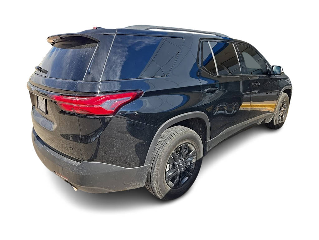 Thumbnail: 2022 Chevrolet Traverse - 10