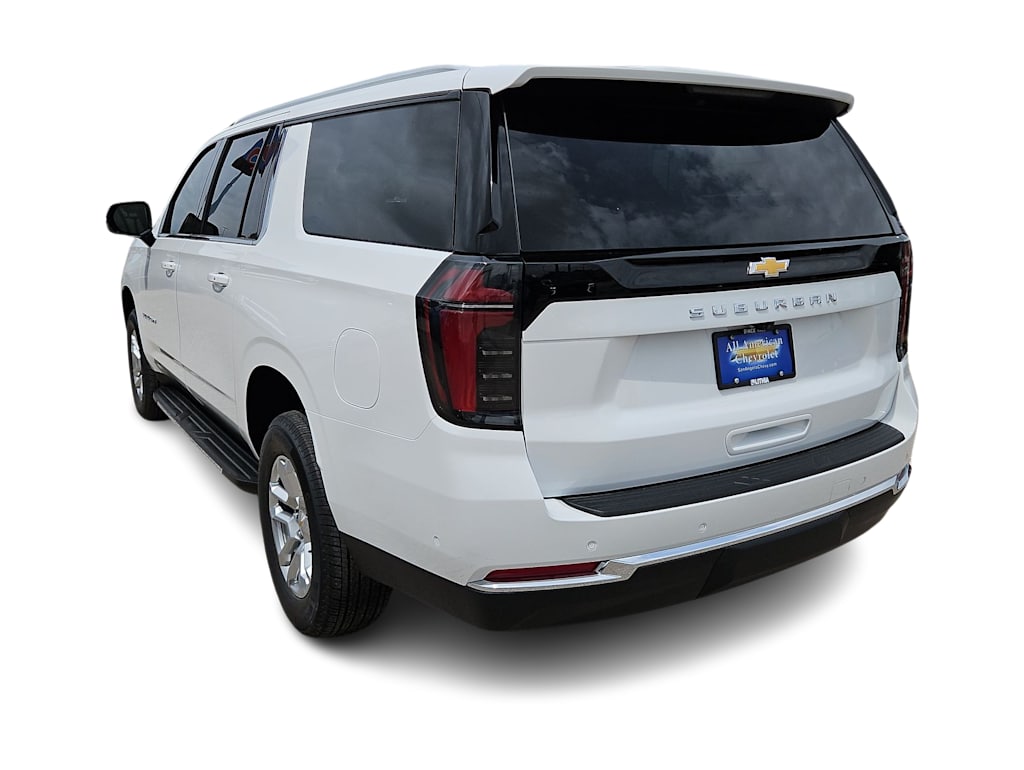 Thumbnail: 2026 Chevrolet Suburban - 4