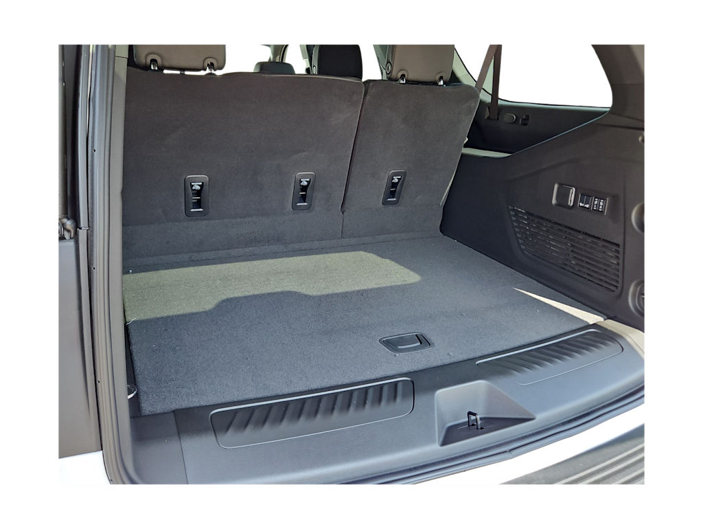 Thumbnail: 2026 Chevrolet Suburban - 17