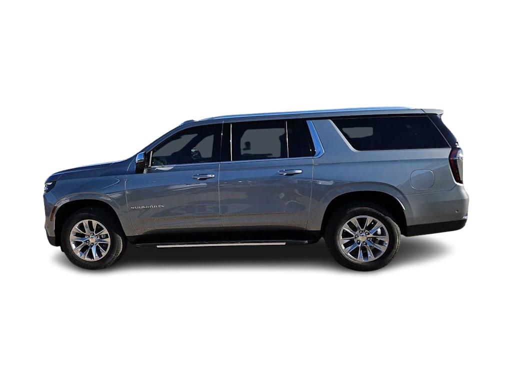 Thumbnail: 2026 Chevrolet Suburban - 3