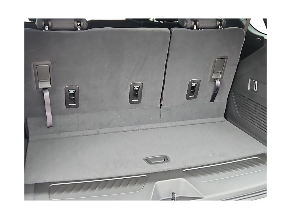 Thumbnail: 2026 Chevrolet Tahoe - 16