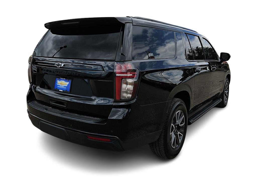 Thumbnail: 2023 Chevrolet Suburban - 20