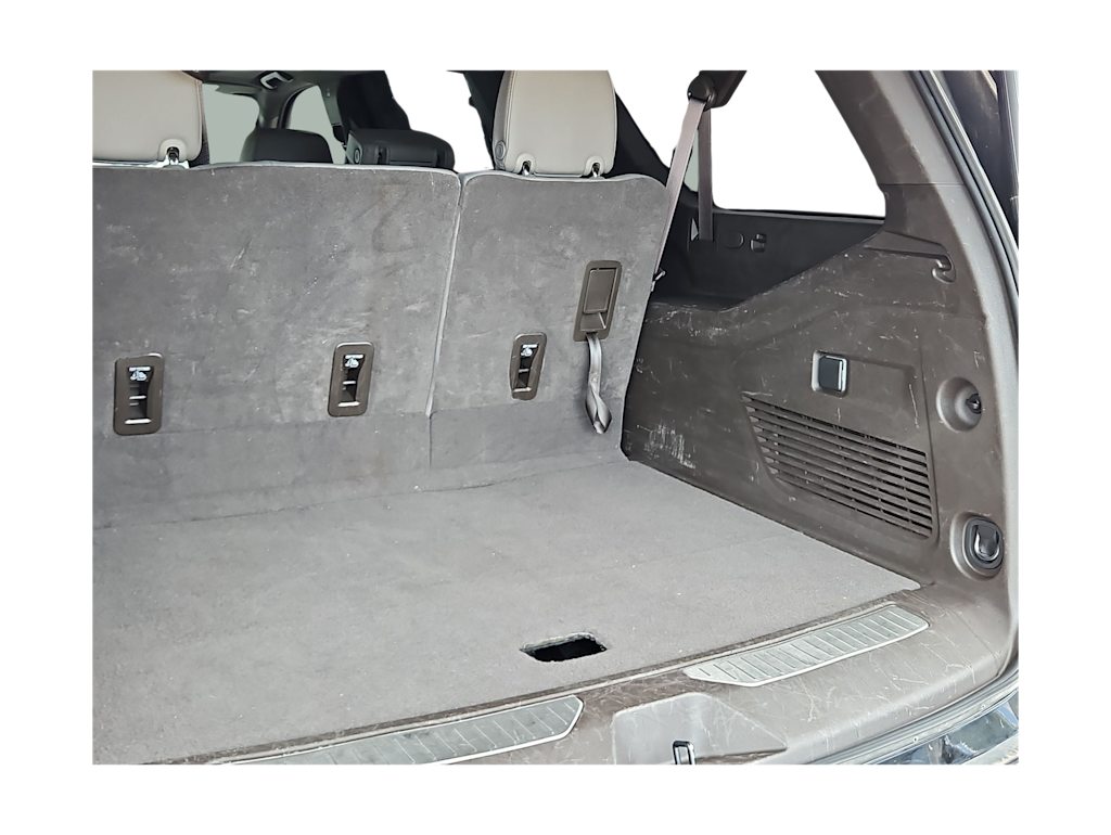 Thumbnail: 2023 Chevrolet Suburban - 15