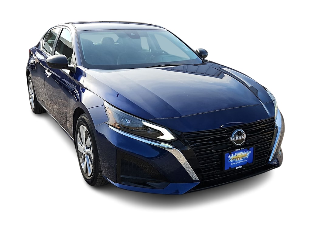 Thumbnail: 2024 Nissan Altima - 16