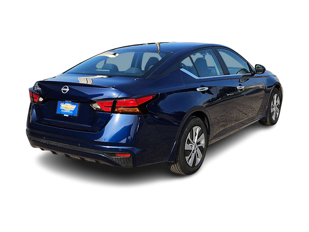 Thumbnail: 2024 Nissan Altima - 18