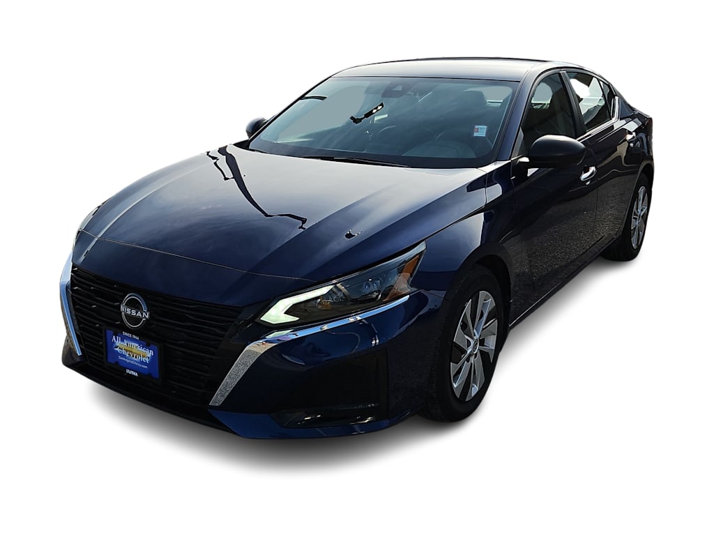 Thumbnail: 2024 Nissan Altima - 17