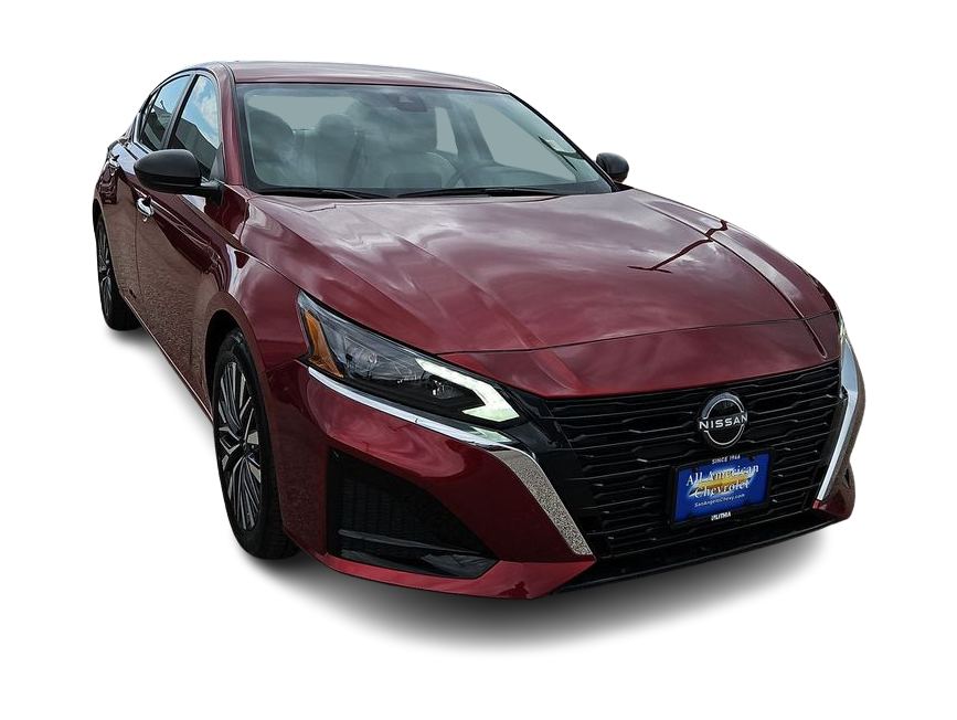 Thumbnail: 2025 Nissan Altima - 17