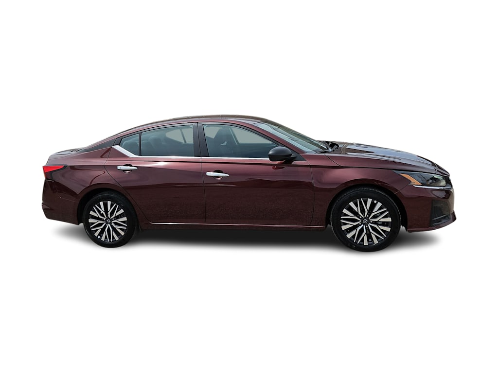 Thumbnail: 2025 Nissan Altima - 19