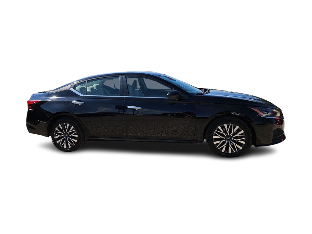 Thumbnail: 2025 Nissan Altima - 19