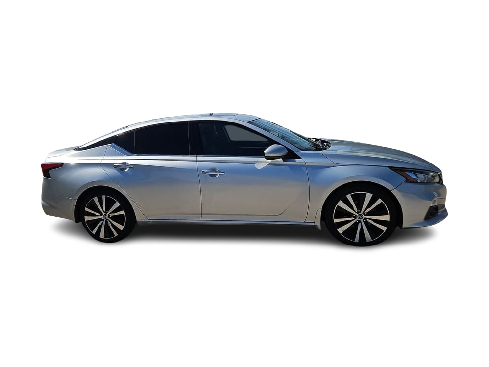 Thumbnail: 2020 Nissan Altima - 19