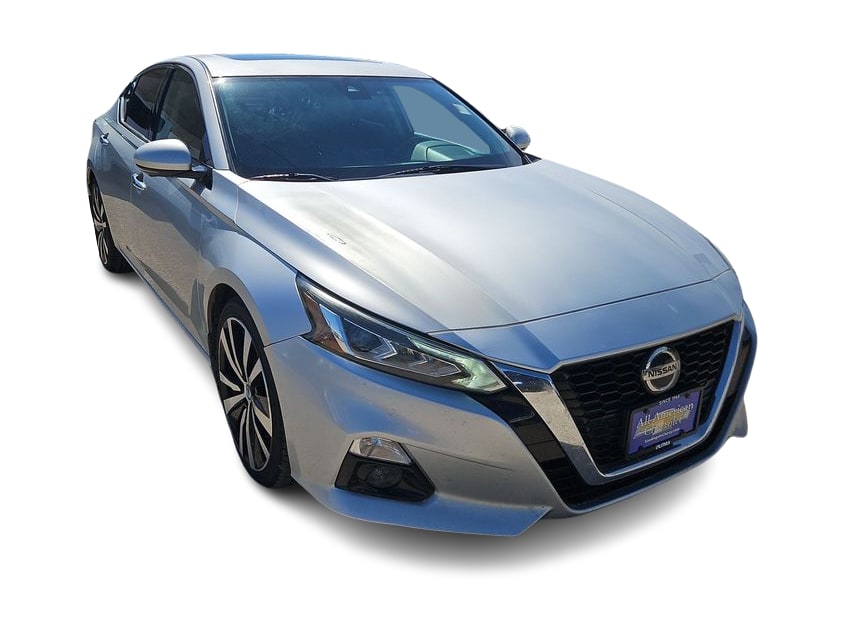 Thumbnail: 2020 Nissan Altima - 16