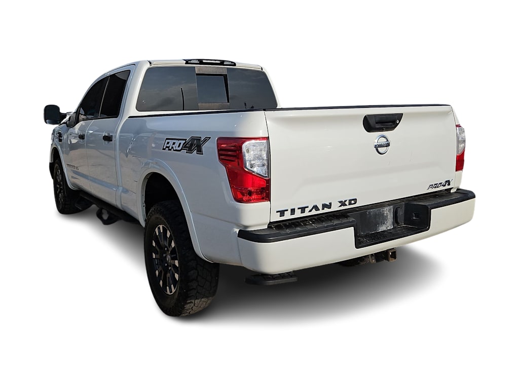 Thumbnail: 2019 Nissan Titan - 4