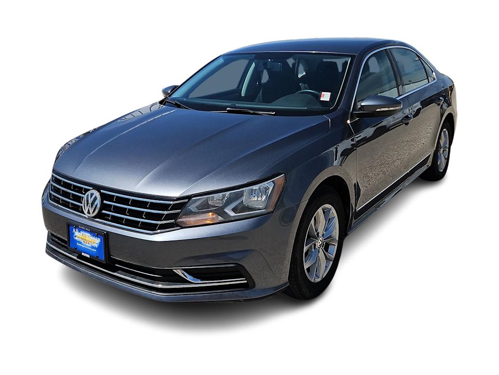 Thumbnail: 2017 Volkswagen Passat - 18