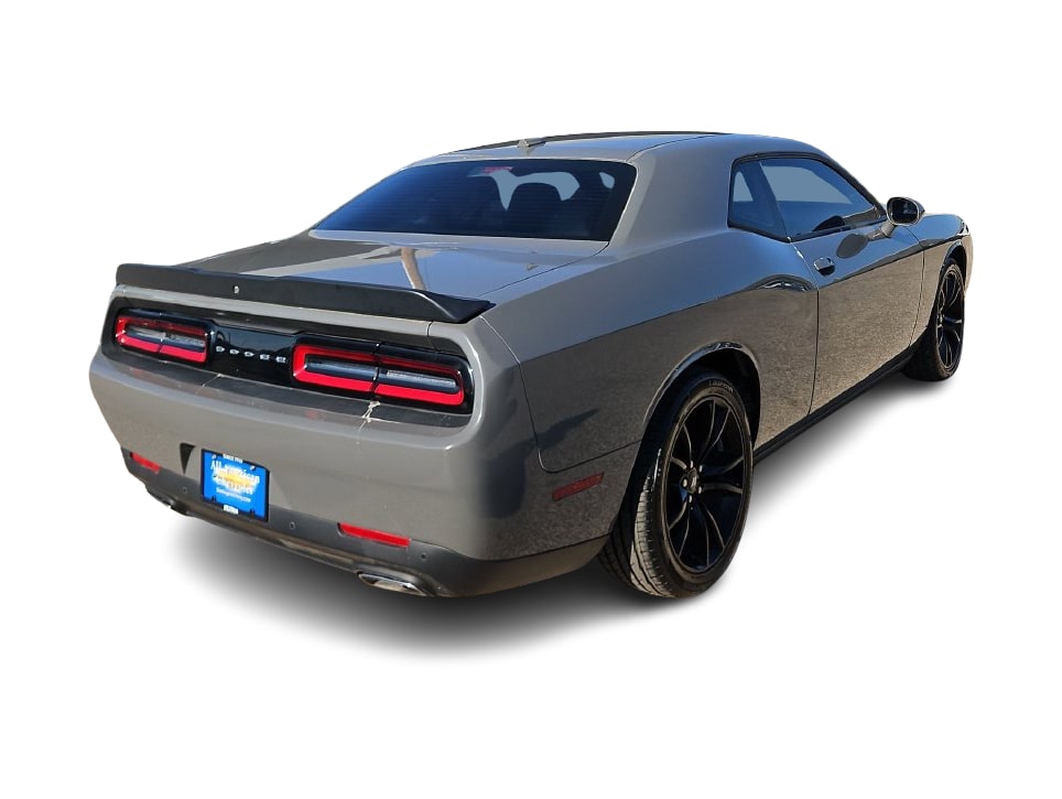 Thumbnail: 2017 Dodge Challenger - 18