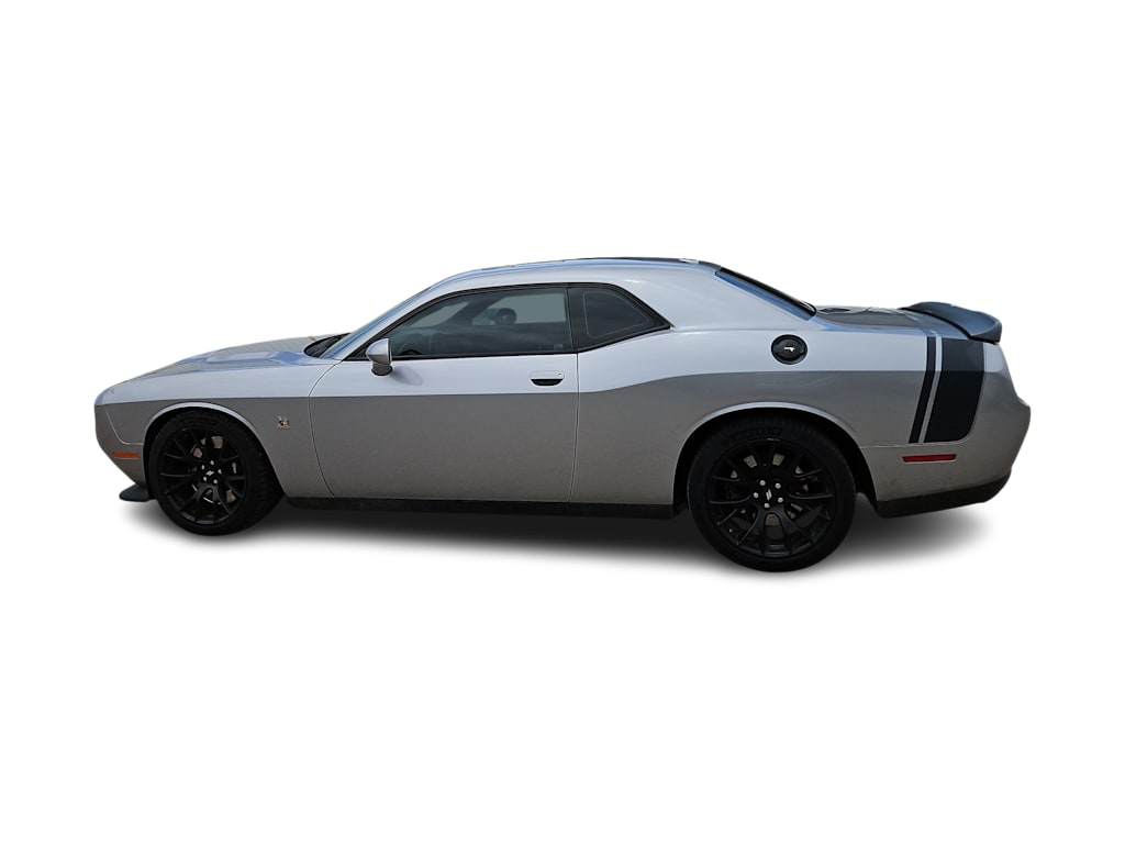Thumbnail: 2017 Dodge Challenger - 3