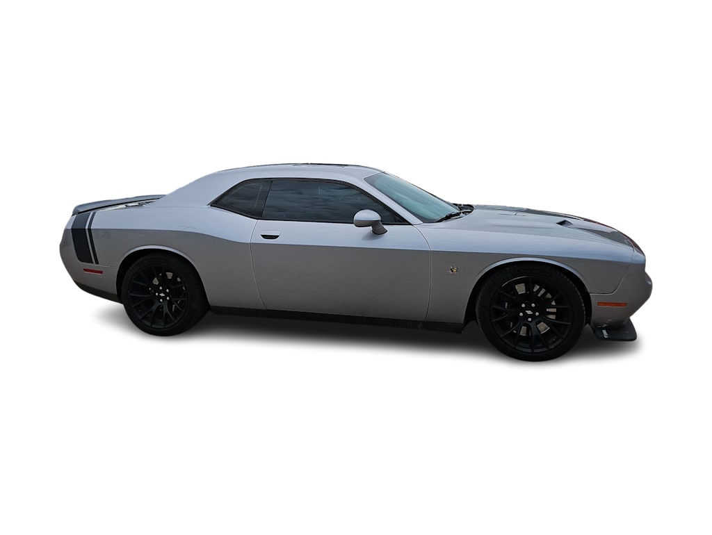 Thumbnail: 2017 Dodge Challenger - 17