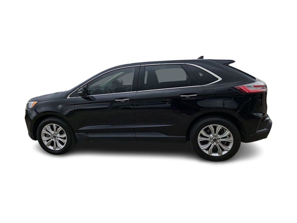 Thumbnail: 2023 Ford Edge - 3