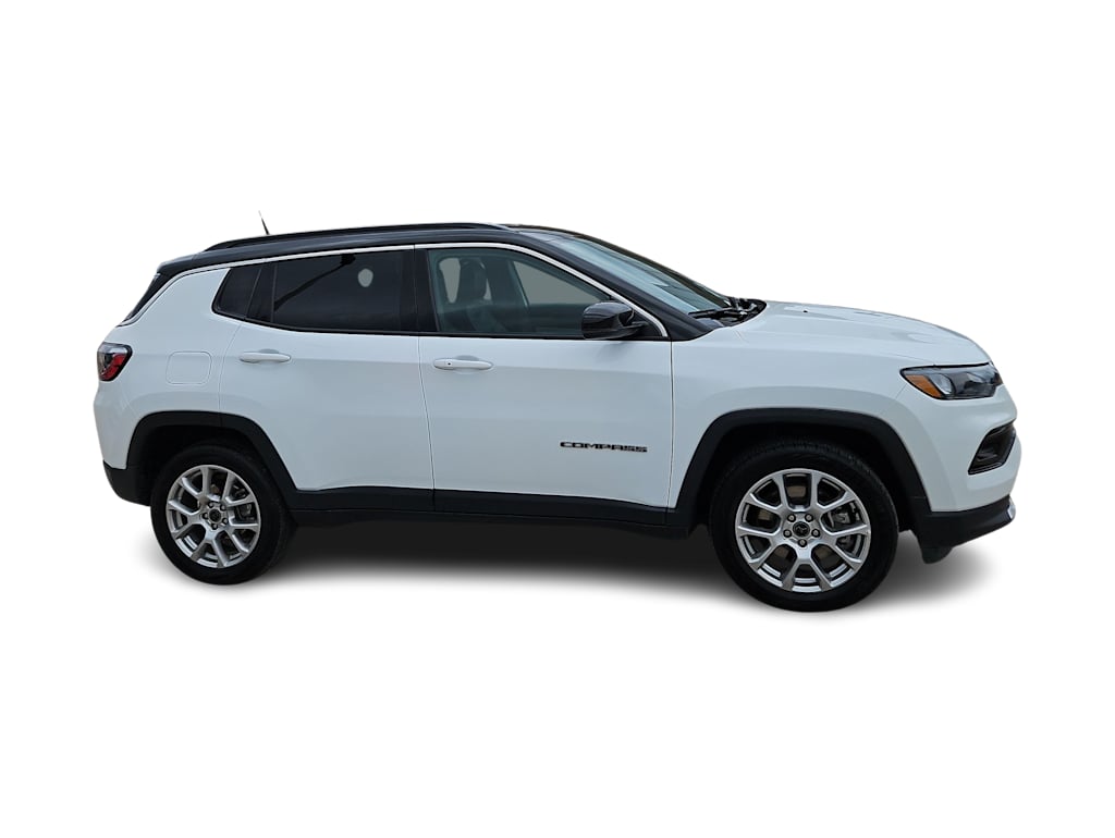 Thumbnail: 2025 Jeep Compass - 21
