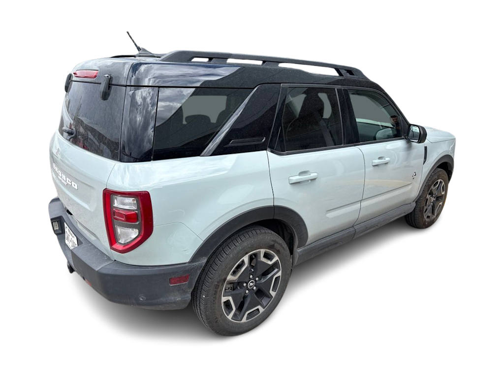 Thumbnail: 2022 Ford Bronco Sport - 14