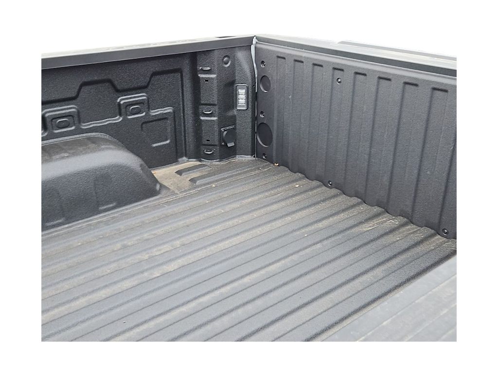 Thumbnail: 2026 Chevrolet Silverado 1500 - 14