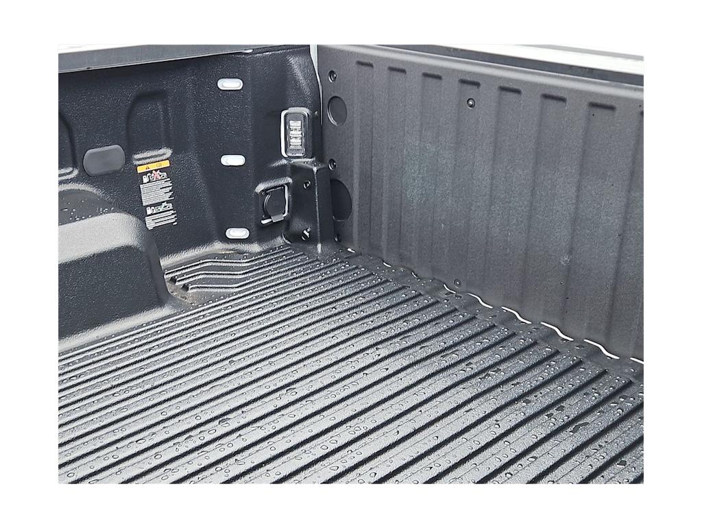Thumbnail: 2026 Chevrolet Silverado 1500 - 14