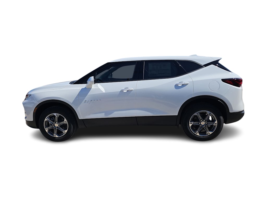 Thumbnail: 2025 Chevrolet Blazer - 3