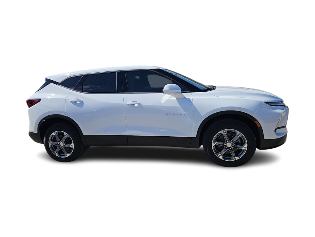 Thumbnail: 2025 Chevrolet Blazer - 19