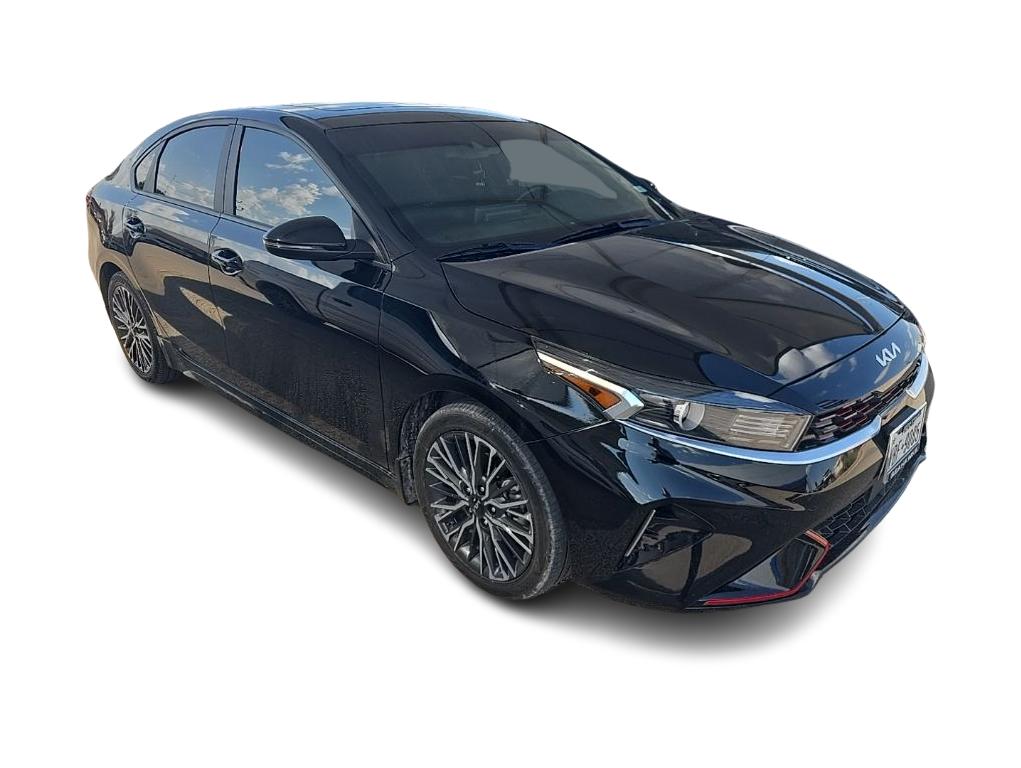 Thumbnail: 2024 Kia Forte - 8