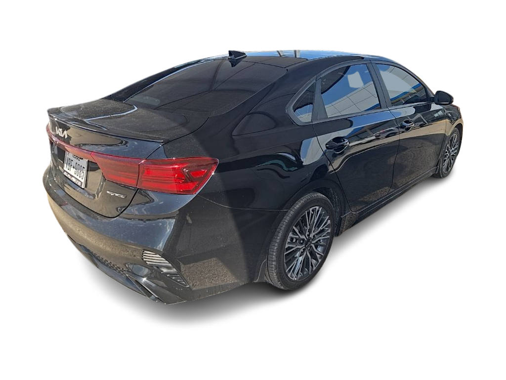 Thumbnail: 2024 Kia Forte - 9