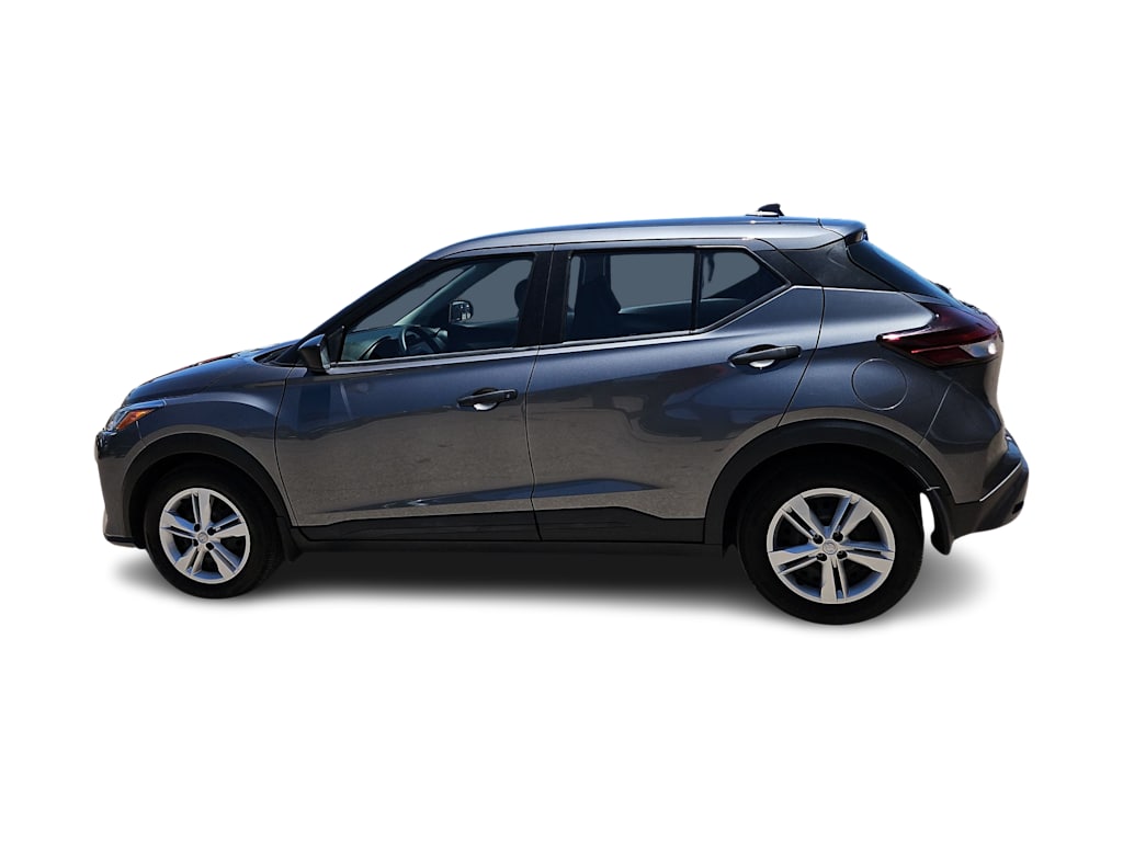 Thumbnail: 2023 Nissan Kicks - 3