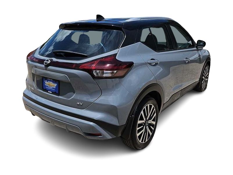 Thumbnail: 2023 Nissan Kicks - 18
