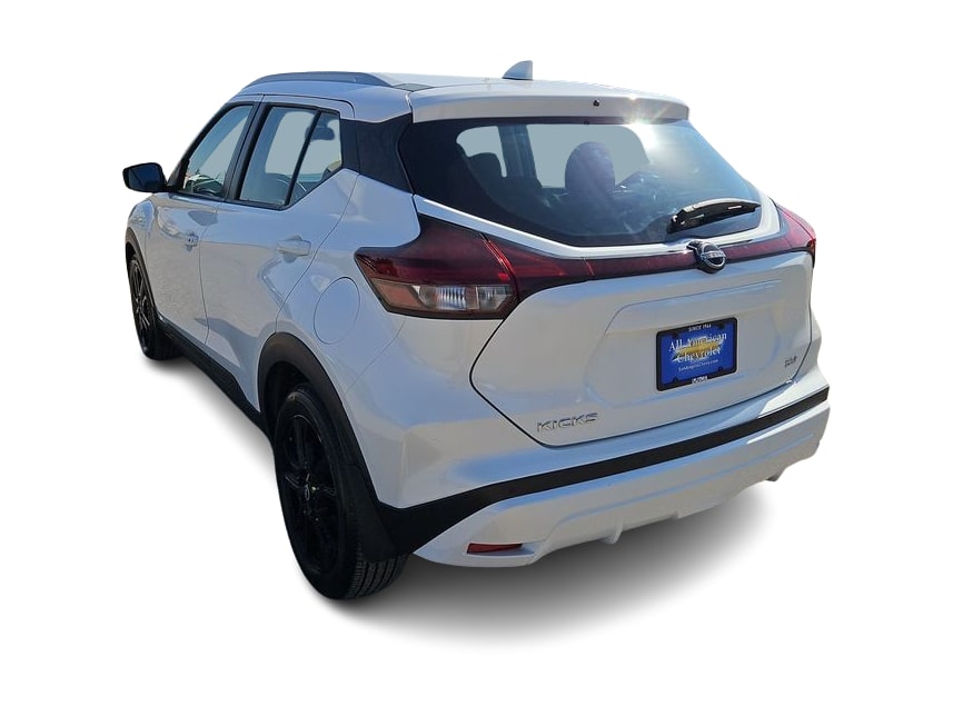 Thumbnail: 2024 Nissan Kicks - 4