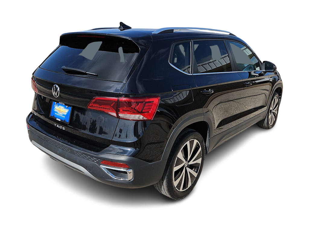 Thumbnail: 2024 Volkswagen Taos - 18