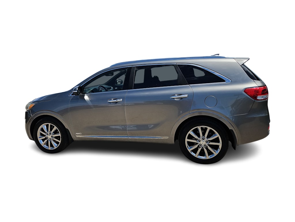 Thumbnail: 2016 Kia Sorento - 3
