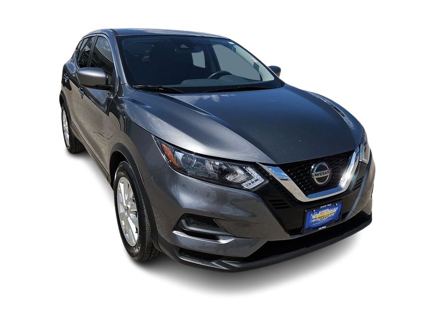 Thumbnail: 2021 Nissan Rogue Sport - 16