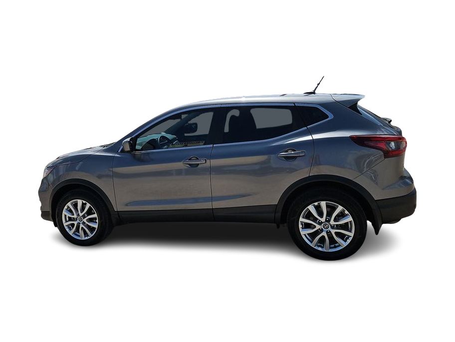 Thumbnail: 2021 Nissan Rogue Sport - 3