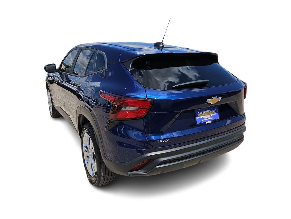 Thumbnail: 2024 Chevrolet Trax - 4